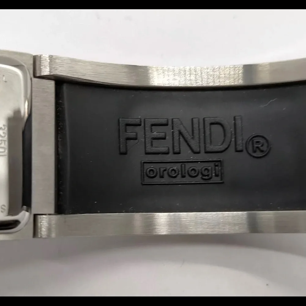 Fendi Bracelet watch- STUNNING 💄